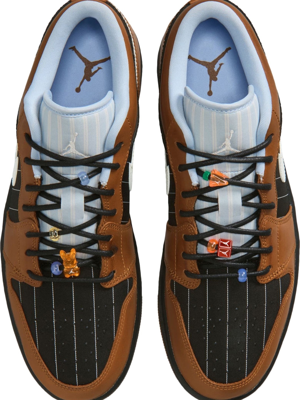 Air Jordan 1 Low SE - Picture 8 of 10